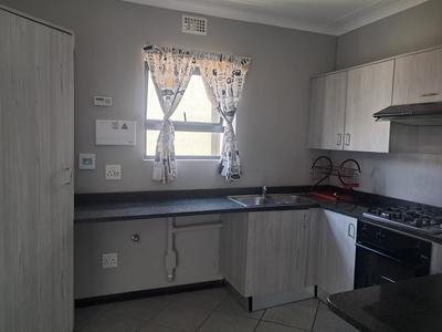 Apartment / Flat For Rent in Norton's Home Estate, Benoni