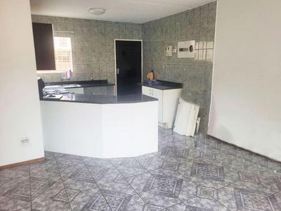 Apartment / Flat For Rent in Lakefield, Benoni